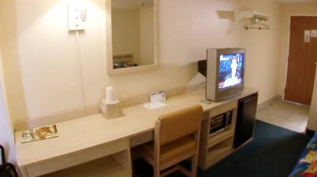 Americas Best Value Inn Jefferson City Quarto foto